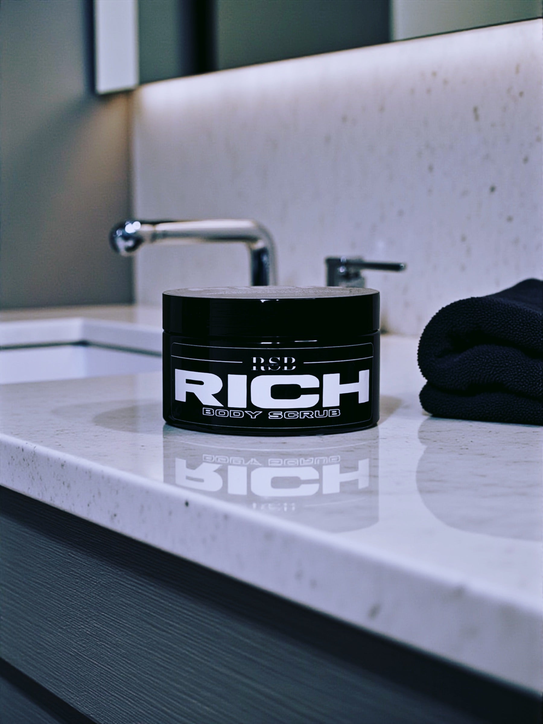 RICH - Body Exfoliant (Scrub)